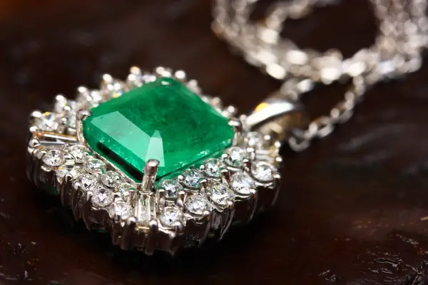 How to Care for Your Jewelry to Maintain Its Value